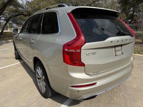Used 2016 Volvo XC90 T6 Momentum w/ Momentum Plus Package image 19