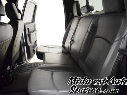 Used 2022 RAM 2500 Tradesman w/ Chrome Appearance Group image 26