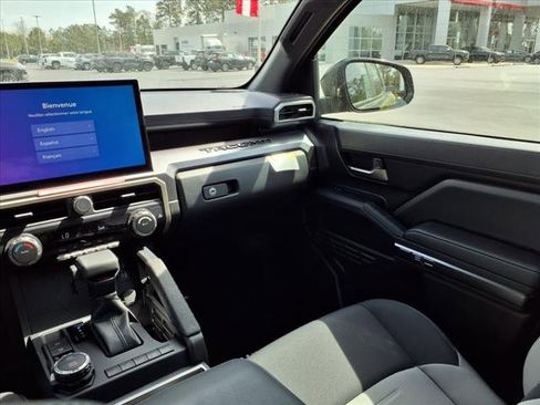 New 2025 Toyota Tacoma TRD Off-Road w/ TRD Off Road Premium Package image 33