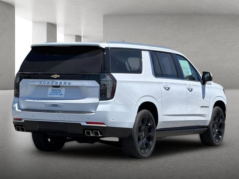 New 2026 Chevrolet Suburban High Country AWD/4WD image 4