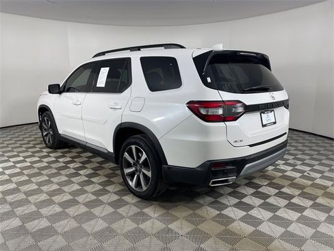 Certified 2024 Honda Pilot Elite image 15