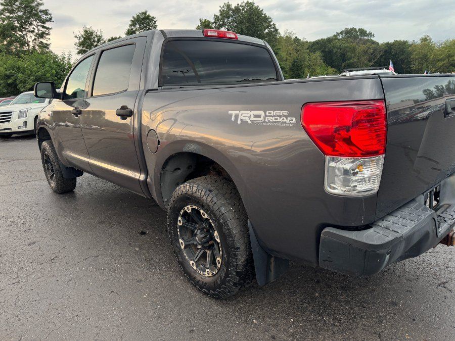 Used 2012 Toyota Tundra 4x4 CrewMax image 10