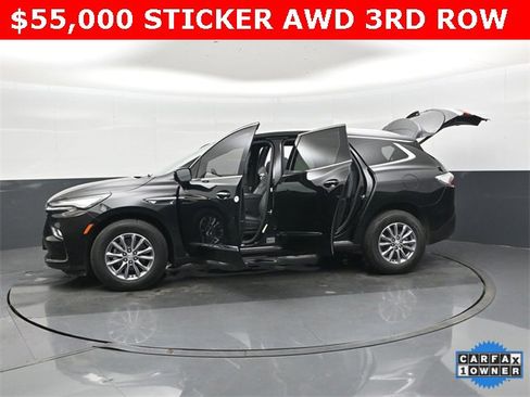 Used 2024 Buick Enclave Premium image 7