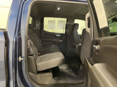 Used 2021 Chevrolet Silverado 1500 LT Trail Boss w/ Convenience Package II image 24