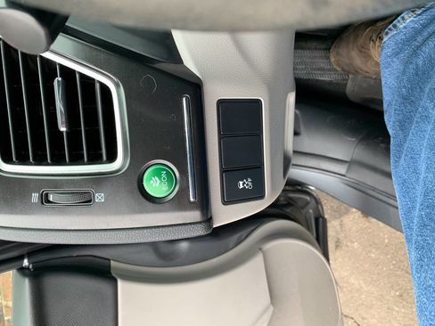 Used 2013 Honda Civic LX image 19