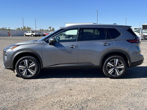 Certified 2026 Nissan Rogue SL image 2