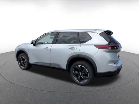Used 2025 Nissan Rogue SV AWD/4WD image 10