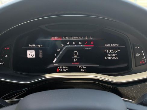 Used 2022 Audi Q8 Prestige w/ Prestige Package AWD/4WD image 5