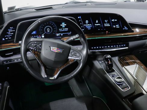 Used 2022 Cadillac Escalade ESV Premium Luxury image 26