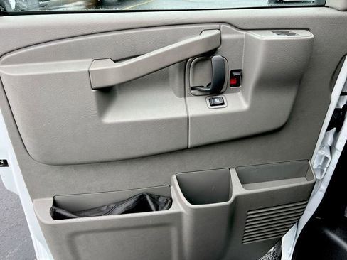 New 2025 Chevrolet Express 3500 w/ Power Convenience Package RWD image 18