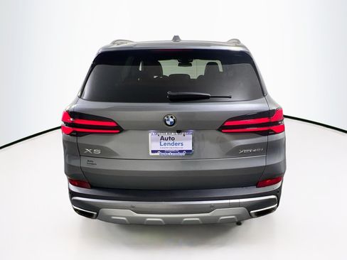 Used 2024 BMW X5 xDrive40i w/ Parking Assistance Package AWD/4WD image 6