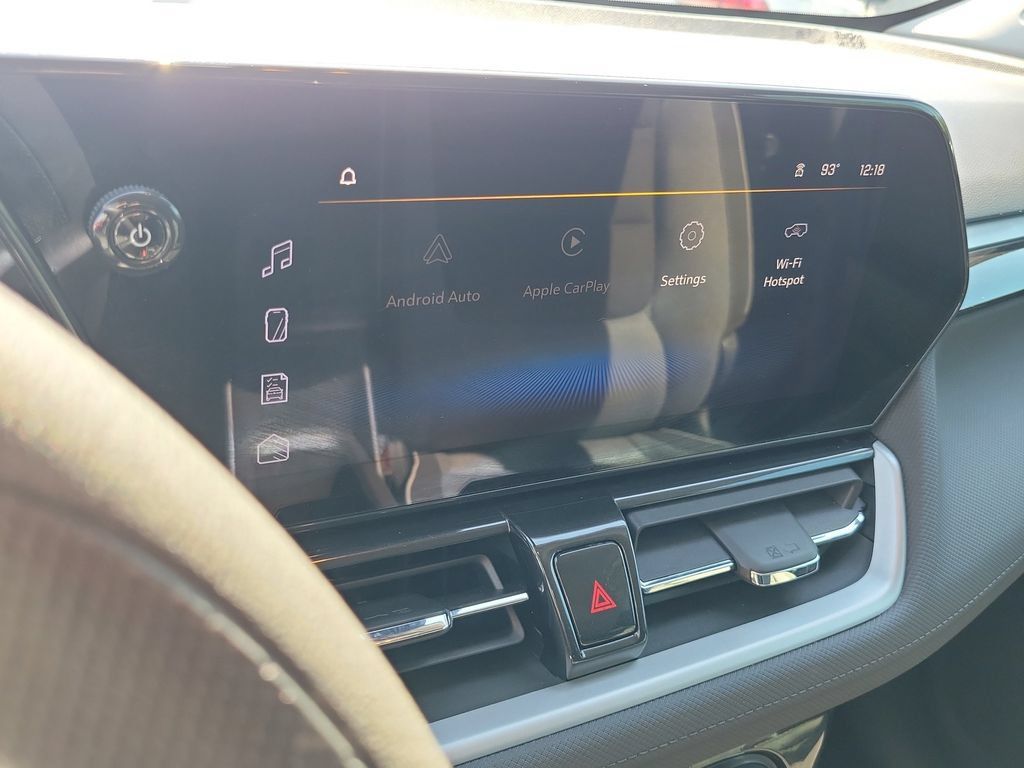 Used 2025 Chevrolet TrailBlazer LT FWD image 32