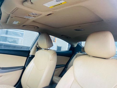Used 2012 Hyundai Elantra Limited w/ Technology Pkg 5 image 14