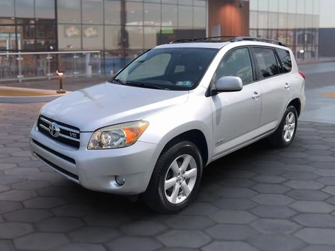 Used 2006 Toyota RAV4 Limited AWD/4WD image 6
