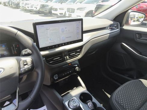 Certified 2023 Ford Escape Active w/ Tech Pack #1 FWD image 17