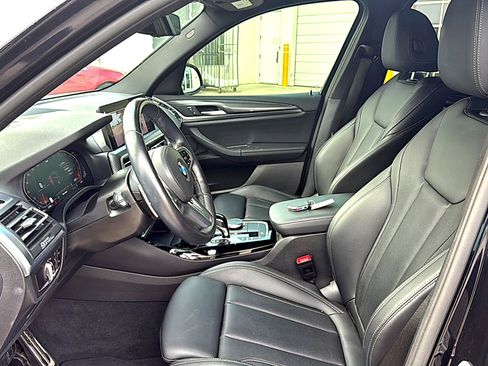 Used 2024 BMW X3 sDrive30i w/ Premium Package RWD image 7
