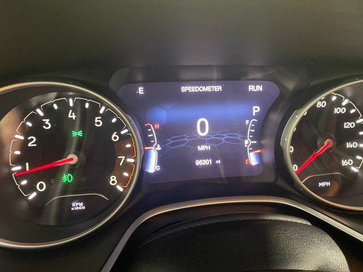 Used 2019 Jeep Compass Latitude w/ Popular Equipment Group AWD/4WD image 22