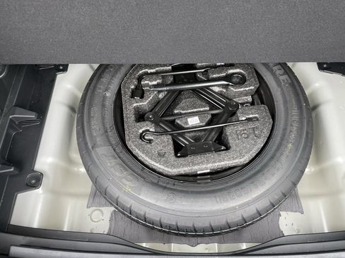 Used 2024 Hyundai Kona SEL image 34