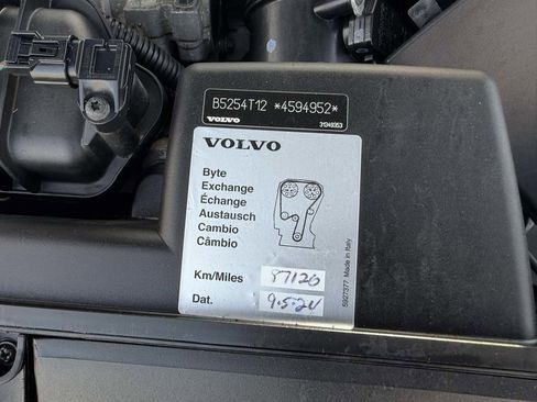 Used 2013 Volvo S60 T5 image 23