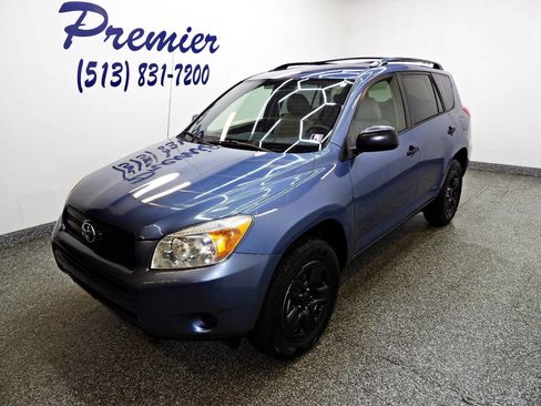 Used 2008 Toyota RAV4 2WD image 1