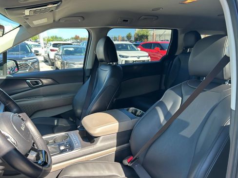 Used 2026 Kia Carnival FWD image 34