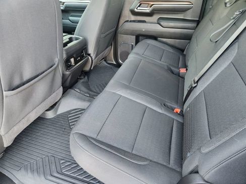 Used 2025 Chevrolet Silverado 1500 LT Trail Boss w/ Convenience Package II AWD/4WD image 32