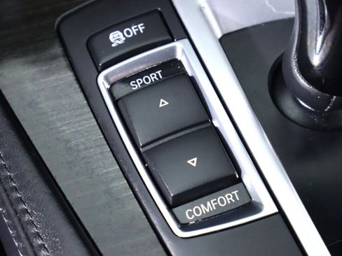 Used 2013 BMW 535i xDrive Sedan image 26