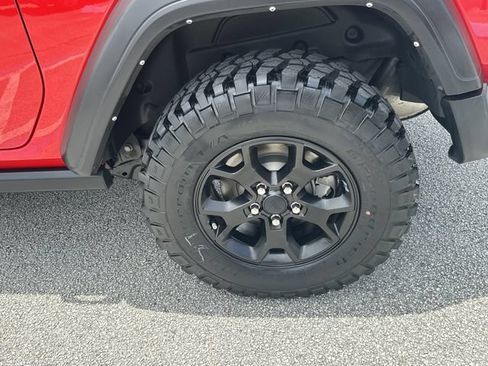 Used 2022 Jeep Wrangler Sport AWD/4WD image 10
