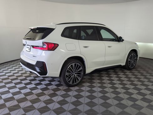 Used 2026 BMW X1 xDrive28i w/ Technology Package image 7