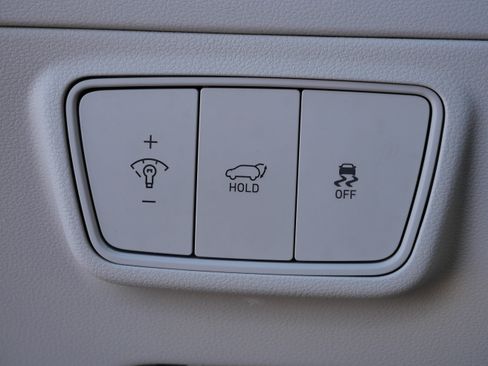 Certified 2023 Hyundai Tucson Limited w/ Cargo Package image 21