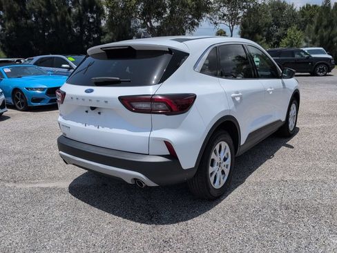 Certified 2024 Ford Escape Active FWD image 3