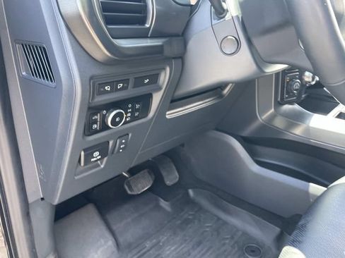 Used 2024 Ford F150 Lariat AWD/4WD image 27