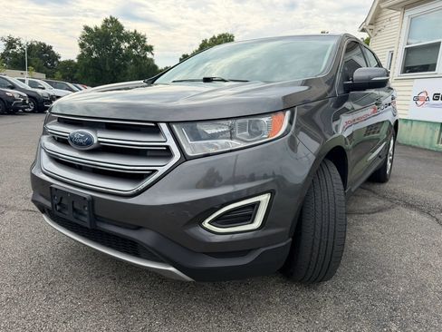 Used 2018 Ford Edge Titanium AWD/4WD image 9
