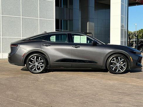 Certified 2024 Toyota Crown Limited image 3