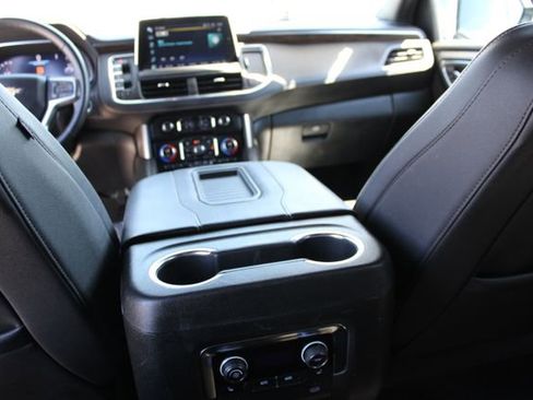Used 2024 Chevrolet Tahoe Premier RWD image 19