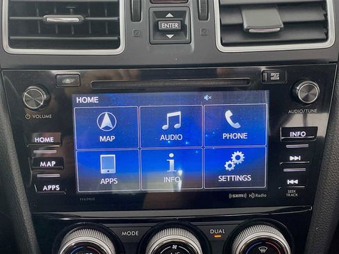 Used 2018 Subaru Forester 2.5i Touring image 12