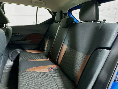 Used 2023 Nissan Kicks SR w/ Exterior Package FWD image 19