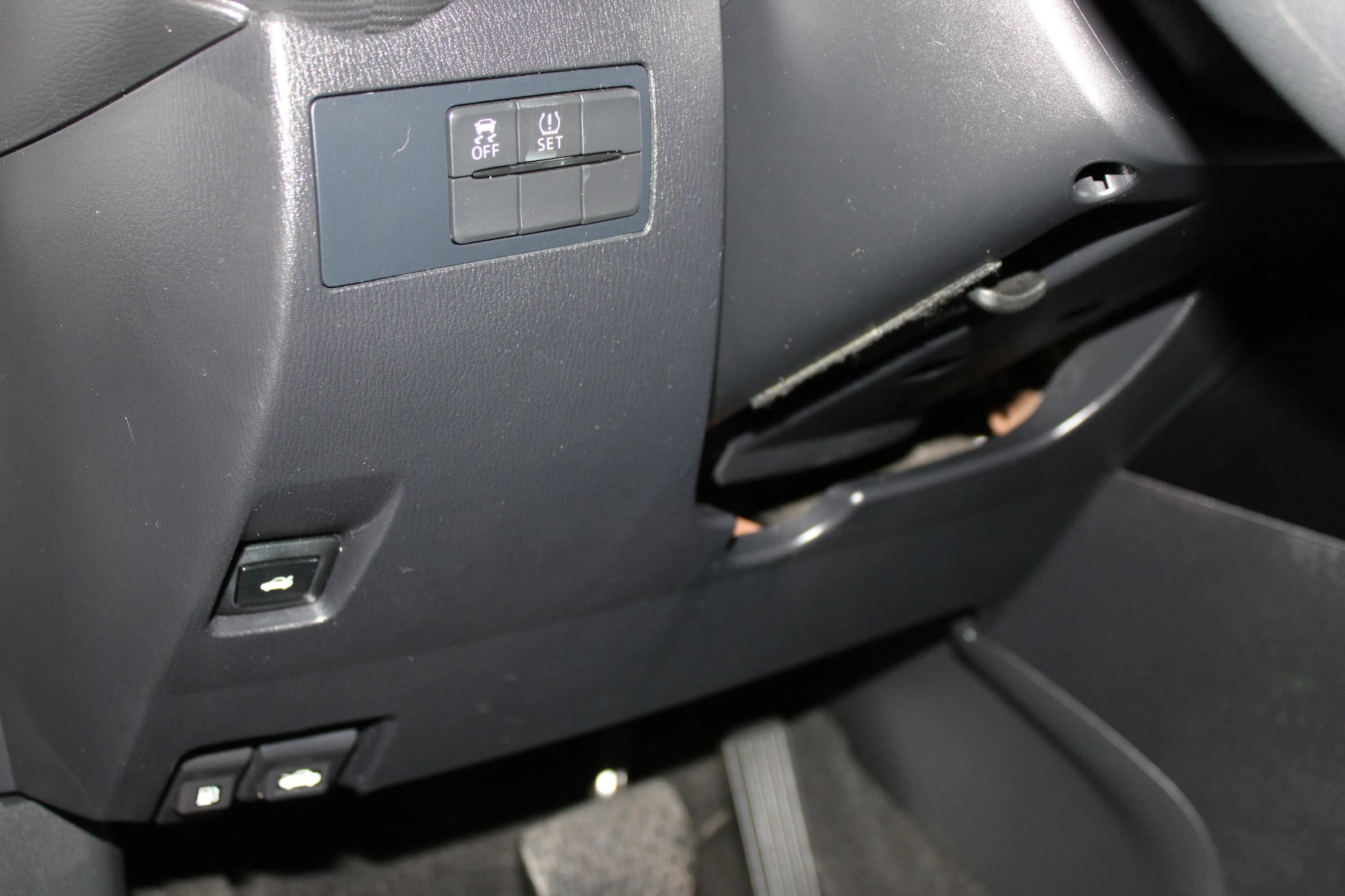 Used 2017 Toyota Yaris iA FWD image 22