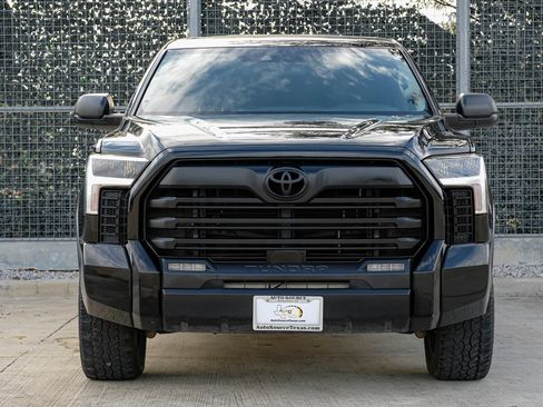 Used 2022 Toyota Tundra SR5 image 5