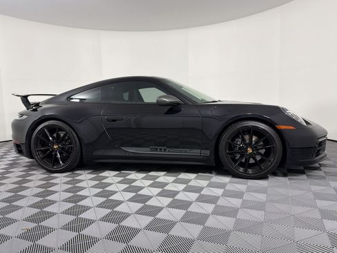 Certified 2024 Porsche 911 Carrera T RWD image 8