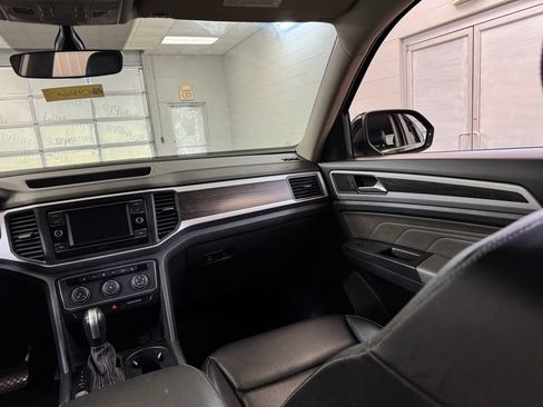 Used 2023 Volkswagen Atlas SE FWD image 27