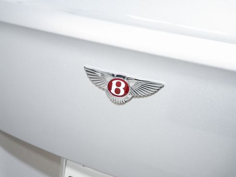 Used 2017 Bentley Continental GT image 18