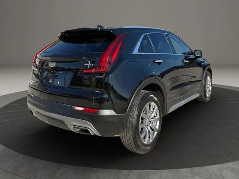 Used 2020 Cadillac XT4 Premium Luxury w/ Cold Weather Package AWD/4WD image 6