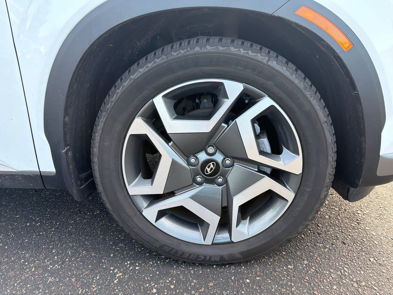 Used 2024 Hyundai Palisade Limited AWD/4WD image 4
