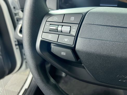 New 2025 Kia K4 LXS image 17