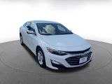 Used 2024 Chevrolet Malibu LT image 3
