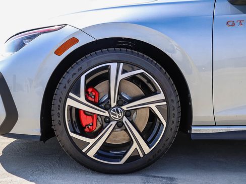 New 2026 Volkswagen GTI SE FWD image 11