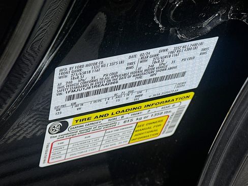 Used 2024 Ford Expedition XLT image 12