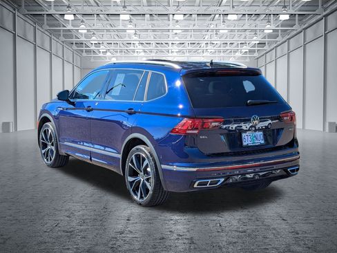 Used 2022 Volkswagen Tiguan SEL R-Line AWD/4WD image 3