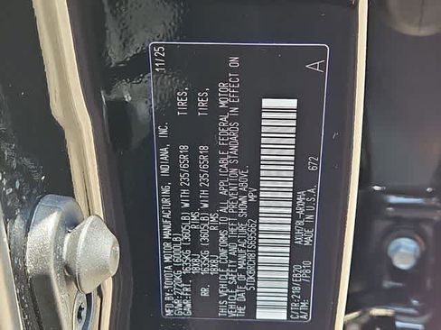 Certified 2026 Toyota Highlander XLE AWD/4WD image 30